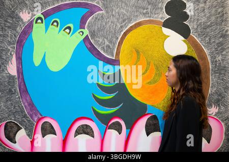 Elizabeth Xi Bauer Gallery, Deptford, Londres, Royaume-Uni. 5 juin 2025. L'exposition de Thiago Barbalho - chants - explore les intersections du langage visuel et de la technologie ancestrale, tissant ensemble l'histoire personnelle, la culture de masse, la pratique spirituelle et la recherche philosophique. Puisant dans une riche gamme d'influences, l'artiste brésilien transforme l'expérience en compositions visuelles complexes qui questionnent les frontières de l'écriture, de la communication et de l'échelle. Image : écriture manuscrite, 2025. Huile, acrylique, crayon de couleur, stylo à bille, marqueur permanent, graffiti et résine. Crédit : Malcolm Park/Alamy Li Banque D'Images