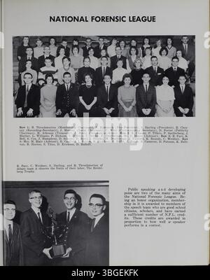 L'annuaire 1961 de l'école secondaire Nord, intitulé 'Memory Book', met en lumière la riche histoire architecturale et éducative de l'école. Le bâtiment original du renouveau roman, conçu par Frank L. Packard, a été achevé en 1893. Il a été remplacé en 1924 par un nouveau bâtiment sur l'avenue Arcadia, desservant le district scolaire public de Columbus. L'école a fermé en 1979 en raison de la baisse des inscriptions, mais a rouvert en 2012 sous le nom de Columbus International High School. Banque D'Images