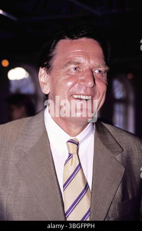 SPD Politiker Gerhard Schröder, Ministerpräsident von Niedersachsen, Portrait, vers 1997. Banque D'Images