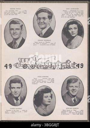 L'annuaire 1949 de l'école secondaire Holy Family, 'The Pilot', enregistre les activités de l'école, les réalisations des étudiants et les contributions des professeurs. L'école a fonctionné de 1912 à 1971, et cet annuaire offre un aperçu historique de l'institution. Banque D'Images