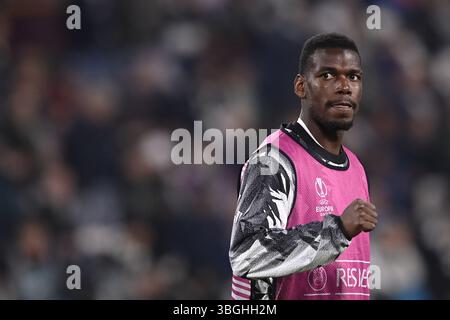Torino, Italie. 13 avril 2023. Foto Fabio Ferrari/LaPresse 13 Aprile 2023 - Torino, Italia - sport, calcio - Juventus vs Sporting Lisbona - UEFA Europa League - quarti di finale -1/2 - Juventus Stadium. Nella foto : Paul Pogba (Juventus F.C.) si scalda 13 avril 2023 Turin, Italie - sport, calcio - Juventus vs Sporting Lisbona - UEFA Europa League - quart de finale-1/2- stade Juventus. Sur la photo : Paul Pogba (Juventus F.C.) crédit : LaPresse/Alamy Live News Banque D'Images
