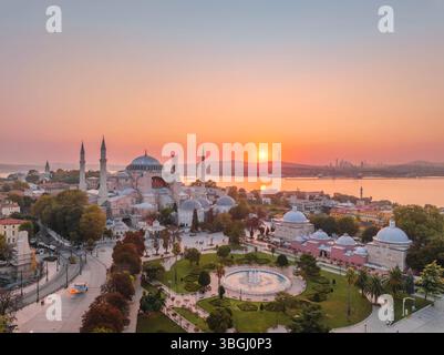 Istanbul, district de Sultanahmed, Eminönü, Bosphore, Sainte-Sophie Banque D'Images