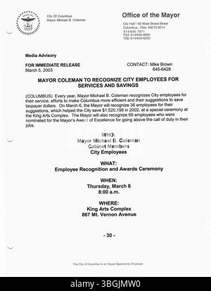 Cette série de communiqués de presse de 2003 du maire Michael B. Coleman couvre les principaux développements à Columbus sous sa direction. Coleman, qui a été le 52e maire et a été le premier afro-américain à occuper ce poste, a supervisé de nombreuses initiatives municipales visant à améliorer les infrastructures locales et les services publics. Banque D'Images