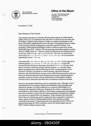 Cette série de communiqués de presse du maire Michael Coleman en 2005 documente son leadership en tant que premier maire afro-américain de Columbus. Les communiqués comprennent des informations sur les mesures prises par les gouvernements locaux, les mises à jour des politiques et les services publics. Banque D'Images