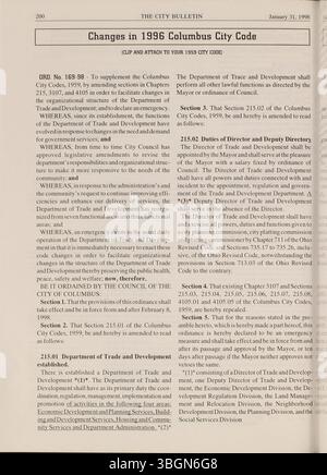 Le Columbus City Bulletin de 1998, supervisé par le greffier de la ville, comprend les délibérations du conseil municipal, les ordonnances, les résolutions, les annonces de soumissions et les mises à jour de divers services municipaux. Banque D'Images