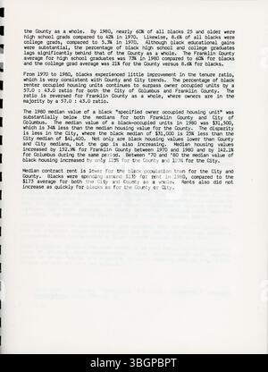 Ce rapport de 1984 analyse les changements dans les caractéristiques du recensement de la population noire dans le centre de l'Ohio. Il compare les données des recensements de la population et du logement de 1970 et de 1980 afin d'évaluer les tendances et les changements dans la structure démographique de la région au cours d'une décennie. Banque D'Images