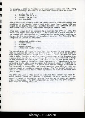Ce rapport de 1984 analyse les changements dans la main-d'œuvre civile et les tendances du chômage dans le centre de l'Ohio. Il utilise les données des recensements de la population et du logement de 1970 et 1980 pour explorer les tendances et les changements dans la participation à la population active. Banque D'Images