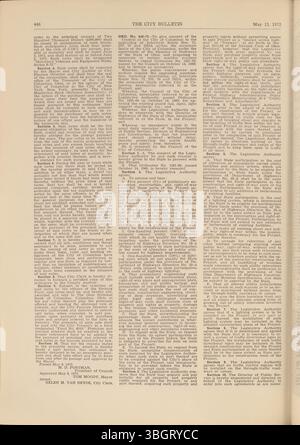 Le Columbus City Bulletin de 1972 enregistre les délibérations du conseil municipal, les ordonnances, les propositions, les résolutions, les notes de la fonction publique, et des activités du conseil d'achat, publiées sous la direction du greffier de la ville. Banque D'Images