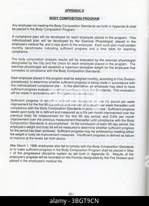 Le contrat de négociation collective de 1986 entre la ville de Columbus et le syndicat des pompiers de Columbus local #67 I.A.F.F. A.F.L.-C.I.O. C.L.C. détaille les modalités du contrat de travail. Le contrat est entré en vigueur en 1996. Banque D'Images