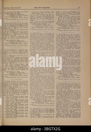 Le Columbus City Bulletin de 1957 contient les délibérations du conseil municipal, les annonces de soumissions, les ordonnances adoptées, les résolutions adoptées, les mises à jour de la fonction publique, et les rapports du conseil d'achat et de divers départements de la ville. Banque D'Images