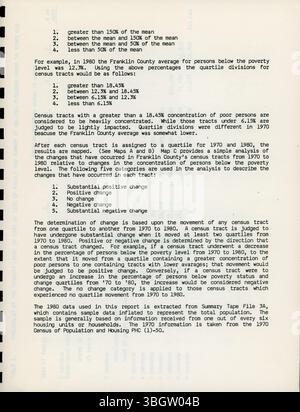 Le rapport de 1984 intitulé « changements dans les personnes en dessous du niveau de pauvreté » analyse les changements dans les niveaux de pauvreté dans le centre de l'Ohio entre 1970 et 1980. Il utilise les données des recensements américains de la population et du logement de 1970 et de 1980 pour évaluer les changements dans les conditions démographiques et socioéconomiques. Banque D'Images
