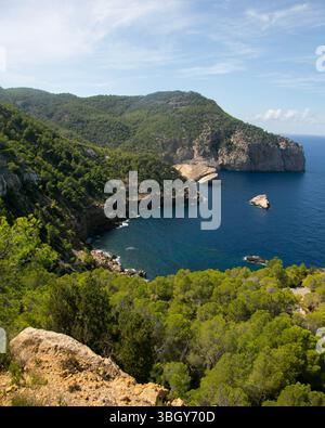 Belle plage sauvage d'es Portitxol sur l'île d'Ibiza Banque D'Images