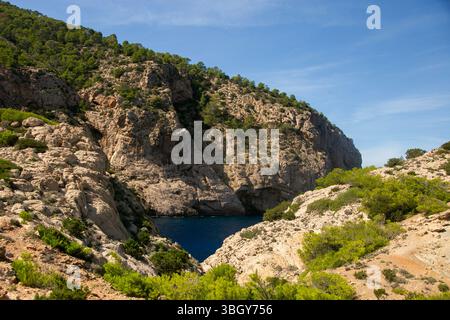 Belle plage sauvage d'es Portitxol sur l'île d'Ibiza Banque D'Images