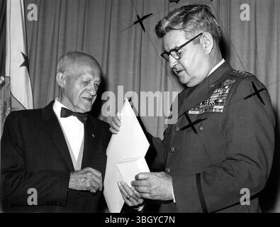 Général Curtis Lemay de l'armée de l'air des États-Unis. Banque D'Images