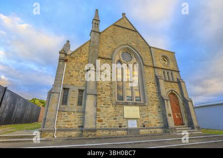 Albany, Australie - 28 déc 2017 : Uniting Church Sylvestre, l'Église presbytérienne écossaise à l'origine, dans un style victorien gothique universitaire sur la rue York, Alb Banque D'Images