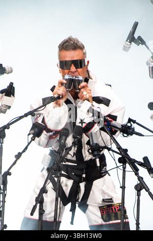 Londres, Royaume-Uni. 6 juin 2025. Robbie Williams apporte sa très attendue tournée Britpop à l'Emirates Stadium d'Arsenal. Cristina Massei/Alamy Live News AUCUNE UTILISATION APRÈS le 5 JUIN 2026 Banque D'Images