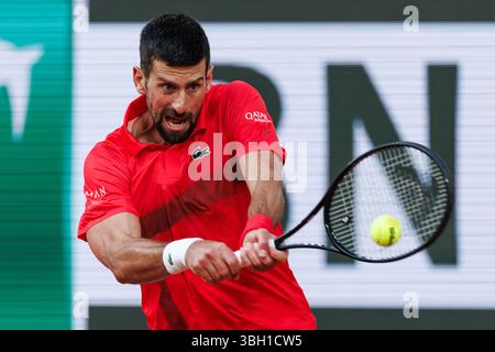 Paris, France. 06 juin 2025. Novak Djokovic (SRB) lors du Roland Garros 2025. Crédit : Corleve/Alamy Live News Banque D'Images