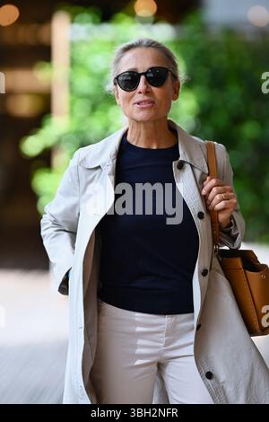 Paris, France. 06 juin 2025. Anne Sophie Lapix est vue poser au Village lors de l'Open de France à Roland Garros le 06 juin 2025 à Paris. Photo de ABACAPRESS.COM crédit : Abaca Press/Alamy Live News Banque D'Images
