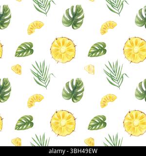 Tranches d'ananas et feuilles vertes luxuriantes sans couture motif aquarelle tropicale arrière-plan isolé. Jus de fruits jaunes parmi le feuillage vert pour l'été Banque D'Images