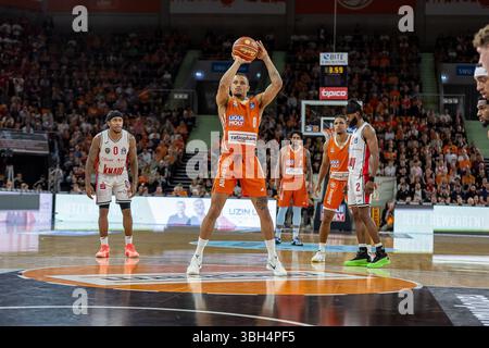 Freiwurf Nelson Weidemann (ratiopharm Ulm #00), ratiopharm Ulm v. Wuerzburg Baskets, basket-ball, Basketball Bundesliga, éliminatoires, Halbfinale, saison 2024/2025, 07.06.2025, Foto : Eibner-Pressefoto/Jani Pless Banque D'Images