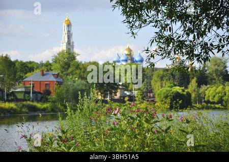 Monastère orthodoxe de Sergiev de la Trinité Lavra du lac Kelar, Sergiev Posad, région de Moscou, Russie, Europe Banque D'Images