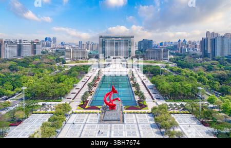 Paysage urbain de la place centrale de Dongguan, province du Guangdong, Chine Banque D'Images