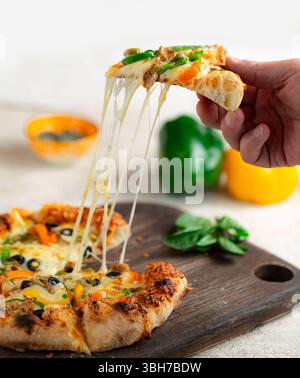 Authentique pizza italienne aux légumes sucrés Banque D'Images