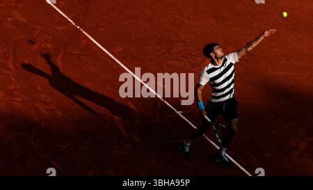 Paris, France. 08 juin 2025. Carlos Alcaraz (ESP) en finale masculine lors du Roland Garros 2025. Crédit : Corleve/Alamy Live News Banque D'Images