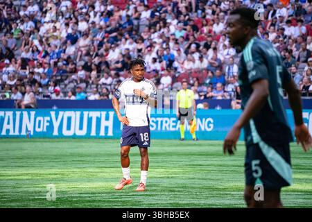 Vancouver, Canada. 08 juin 2025. Vancouver, Colombie-Britannique, Canada, 8 juin 2025 : Edier Ocampo (18 Vancouver Whitecaps FC) en action lors du match de la Ligue majeure de soccer entre Vancouver Whitecaps FC et Seattle Sounders FC au BC place Stadium à Vancouver, Colombie-Britannique, Canada (USAGE ÉDITORIAL SEULEMENT). (Amy elle/SPP) crédit : photo de presse sportive SPP. /Alamy Live News Banque D'Images