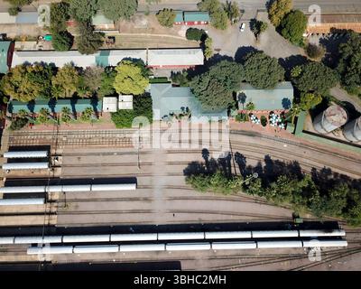 Vue aérienne de la gare ferroviaire de Rovos dans Capital Park à Pretoria Tshwane Afrique du Sud le train de luxe Rovos Rail voyageant entre Cape Town et Pretor Banque D'Images