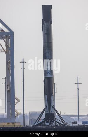 Port Canaveral, États-Unis. 09 juin 2025. 9 juin 2025 SpaceX Falcon 9 le booster de premier étage B-1085-8 arrive du lancement de SXM-10 sur ASOG Un manque de drones gravitas à Port Canaveral, comté de Brevard, Floride, États-Unis. (Photo de Scott Schilke/SipaUSA) crédit : Sipa USA/Alamy Live News Banque D'Images