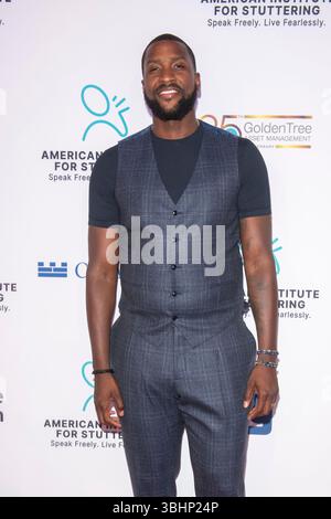 New York, États-Unis. 10 juin 2025. Michael Anthony Kidd-Gilchrist participe au 19e Gala annuel de l'American Institute for bégaiement à New York, États-Unis, le 10 juin 2025. (Photo de Thenews2/NurPhoto) crédit : NurPhoto SRL/Alamy Live News Banque D'Images