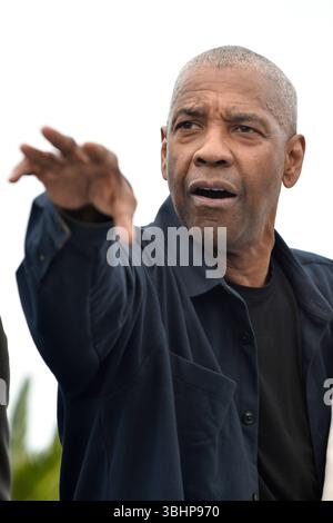 L'acteur Denzel Washington posant lors de l'appel photo du film Highest 2 Lower à l'occasion du Festival de Cannes le 19 mai 2025 Banque D'Images