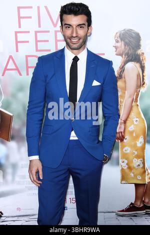(DOSSIER) poursuite de Justin Baldoni contre Blake Lively rejetée par le juge fédéral. WESTWOOD, LOS ANGELES, CALIFORNIE, États-Unis - MARS 07 : L'acteur et réalisateur américain Justin Baldoni arrive à la première à Los Angeles de 'Five Feet Apart' de Lionsgate qui s'est tenue au Fox Bruin Theatre le 7 mars 2019 à Westwood, Los Angeles, Californie, États-Unis. (Photo de Xavier Collin/image Press Agency) Banque D'Images