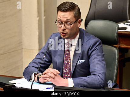 Bruxelles, Belgique. 12 juin 2025. Wouter Vermeersch du Vlaams Belang photographié lors d'une session plénière de la Chambre au parlement fédéral, à Bruxelles, le jeudi 12 juin 2025. BELGA PHOTO NICOLAS MAETERLINCK crédit : Belga News Agency/Alamy Live News Banque D'Images