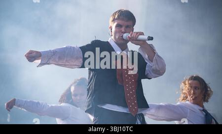 Trondheim, Norvège. 07 juin 2025. Le chanteur norvégien Ramon donne un concert en direct lors du festival de musique norvégien Neon Festival 2025 à Trondheim. Banque D'Images