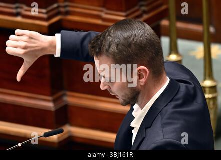 Bruxelles, Belgique. 12 juin 2025. Kjell Vander Elst d'Open VLD photographié lors d'une session plénière de la Chambre au parlement fédéral, à Bruxelles, le jeudi 12 juin 2025. BELGA PHOTO NICOLAS MAETERLINCK crédit : Belga News Agency/Alamy Live News Banque D'Images