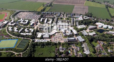 Vue aérienne de l'Université Edge Hill, anciennement connue sous le nom d'UCLAN, près d'Ormskirk, Lancashire Banque D'Images