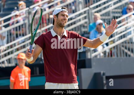 ROSMALEN, PAYS-BAS - 11 JUIN : Karen Khachanov, de Russie, lors des Championnats Libema Open Grass court 2025 à Autotron le 11 juin 2025 à Rosmalen, pays-Bas. (Photo de Marleen Fouchier/Orange Pictures) Banque D'Images
