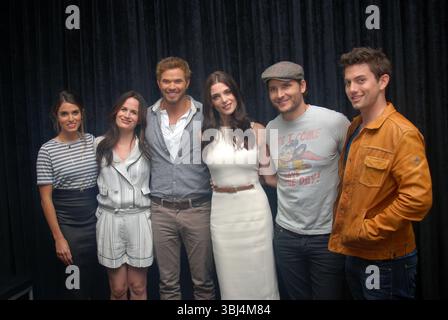 Nikki Reed, Elizabeth Reaser, Kellan Lutz, Ashley Greene, Peter Facinelli et Jackson Rathbone lors du junket de presse pour 'The Twilight Saga : Breaking Dawn - part 2' à San Diego - 12 juillet 2012 Banque D'Images