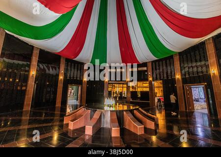 HALABJA, IRAK - 6 OCTOBRE 2022 : intérieur du Monument de Halabja et Musée de la paix, mémorial de l'attaque chimique à Halabja, Irak Banque D'Images