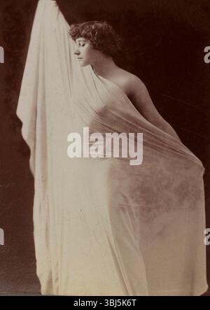 Portrait de Colette (1873-1954), c1909. Trouvé dans la Collection de Biblioth&#xe8 ;que nationale de France. Banque D'Images