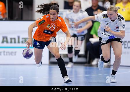 Odense, Danemark. 12 juin 2025. Elma Halilcevic (23 ans) d'Odense Handball vu lors du match de Kvindeliga entre Odense Handball et Team Esbjerg à Sydbank Arena à Odense. Crédit : Gonzales photo/Alamy Live News Banque D'Images