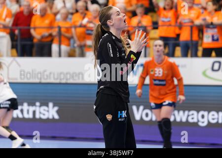 Odense, Danemark. 12 juin 2025. Althea Reinhardt (16 ans) d'Odense Handball vu lors du match de Kvindeliga entre Odense Handball et Team Esbjerg à Sydbank Arena à Odense. Crédit : Gonzales photo/Alamy Live News Banque D'Images