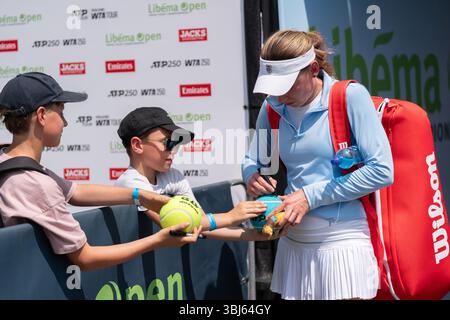 ROSMALEN, PAYS-BAS - 13 JUIN : Ekaterina Alexandrova, de Russie, lors des Championnats Libema Open Grass court 2025 à Autotron le 13 juin 2025 à Rosmalen, pays-Bas. (Photo de Marleen Fouchier/Orange Pictures) Banque D'Images