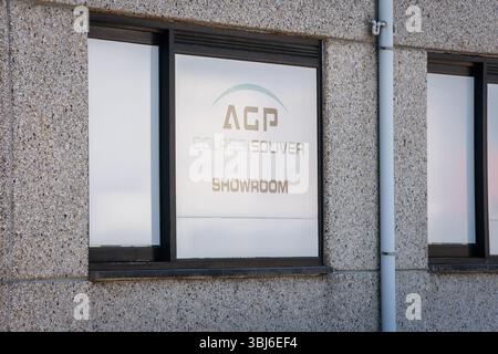 Rumbeke, Belgique. 13 juin 2025. Cette photo montre une usine de production du producteur de verre automobile AGP à Rumbeke, vendredi 13 juin 2025. Une acquisition par un autre a échoué et 1200 emplois sont menacés. BELGA PHOTO KURT DESPLENTER crédit : Belga News Agency/Alamy Live News Banque D'Images