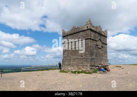 Rivington Pike Tower sur Winter Hill près de Bolton dans le nord-ouest de l'Angleterre. Banque D'Images