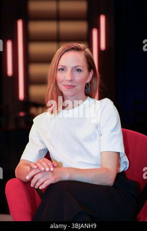 Katharina Schüttler BEI der Aufzeichnung der WDR-Talkshow 'Kölner Treff' im WDR Studio BS 2. Köln, 30.06.2023 Banque D'Images