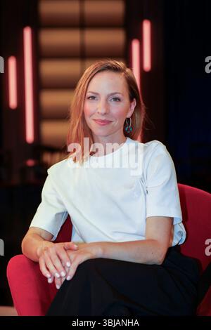 Katharina Schüttler BEI der Aufzeichnung der WDR-Talkshow 'Kölner Treff' im WDR Studio BS 2. Köln, 30.06.2023 Banque D'Images