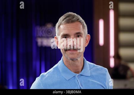 Micky Beisenherz BEI der Aufzeichnung der WDR-Talkshow 'Kölner Treff' im WDR Studio BS 3. Köln, 30.04.2025 Banque D'Images